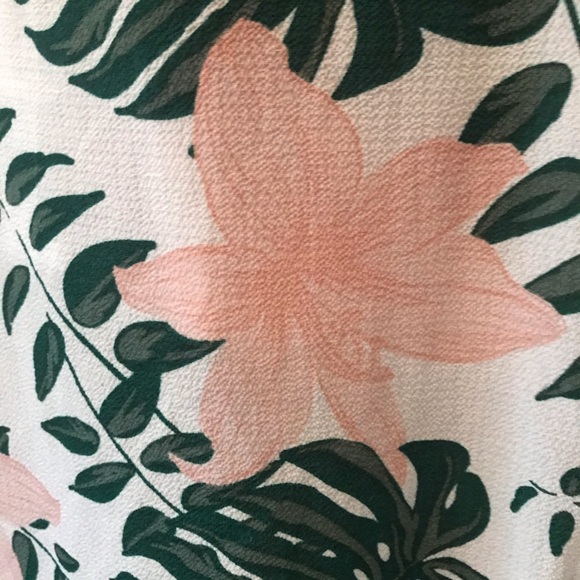 Tropical faux wrap cotton dress with open back - Picture 3 of 5